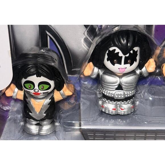 Fisher-Price Little People Kiss "Are You Ready To Rock" Collector Set (NEW) - Picture 2 of 5